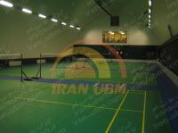 زمین بدمینتونBadminton  سرپوشیده با استفاده از سقف قوسی UBM